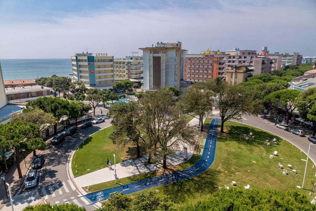 Hotel Alla Rotonda ليدو دي يسولو المظهر الخارجي الصورة